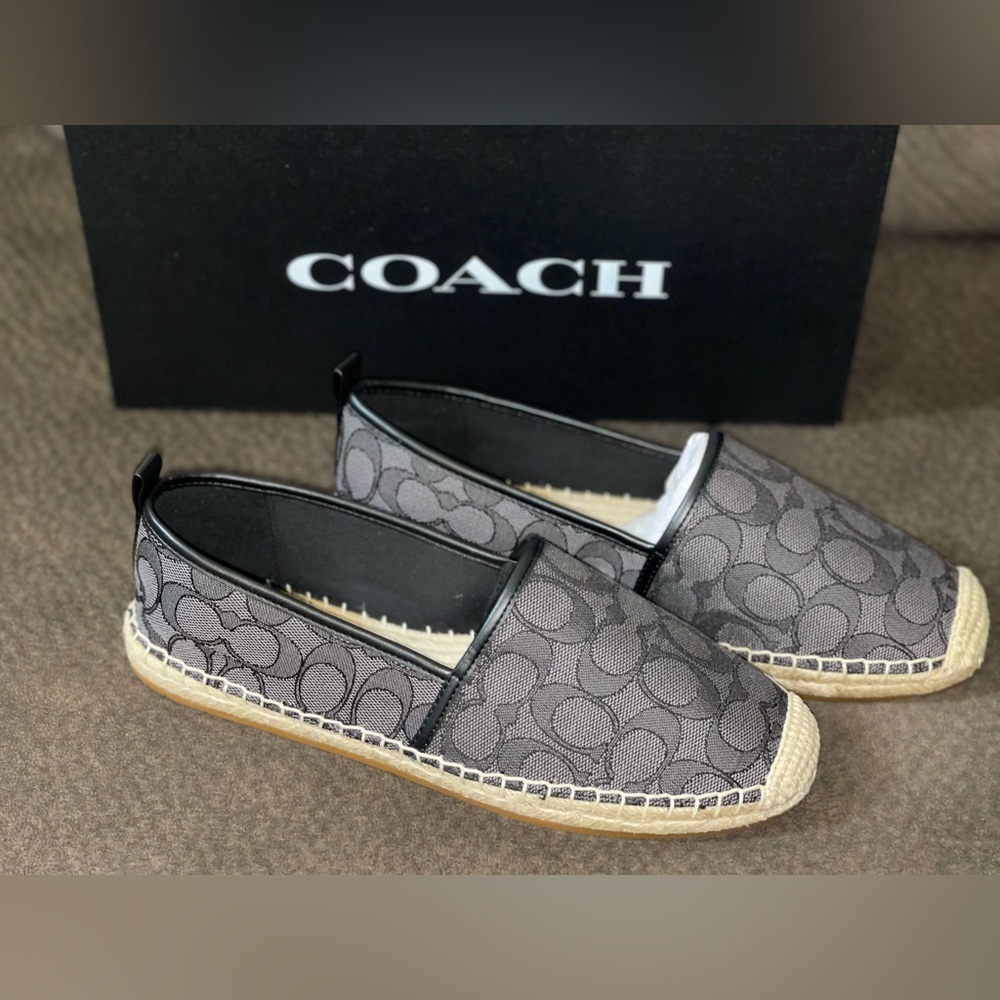 COACH SHOES - Picture 1 of 4